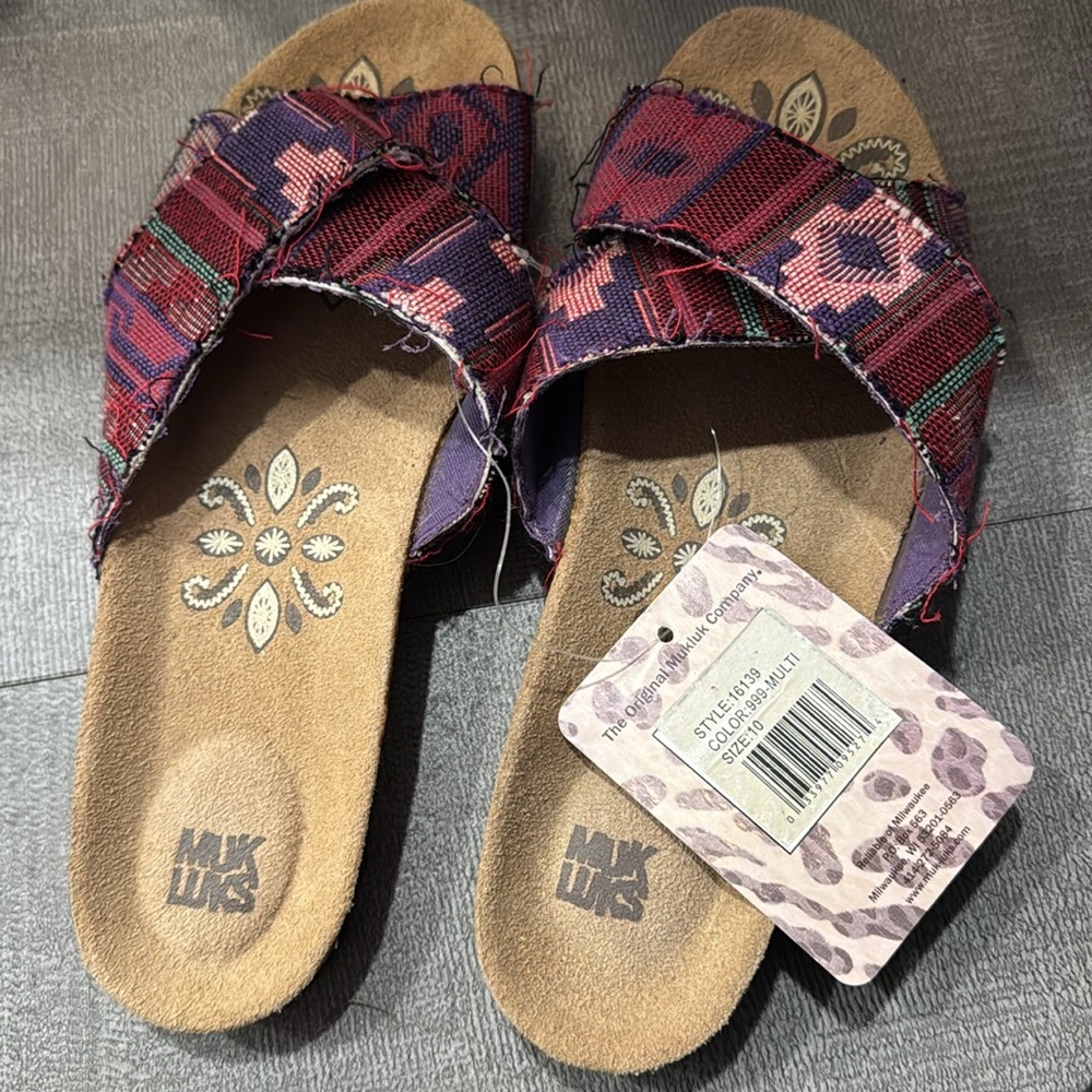 Muk Luks Multi Colored Women's Slip On Sandals Size 10 NWT - Picture 4 of 5